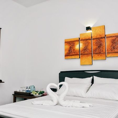 Aurum Boutique Hotel เนกอมโบ ภายนอก รูปภาพ